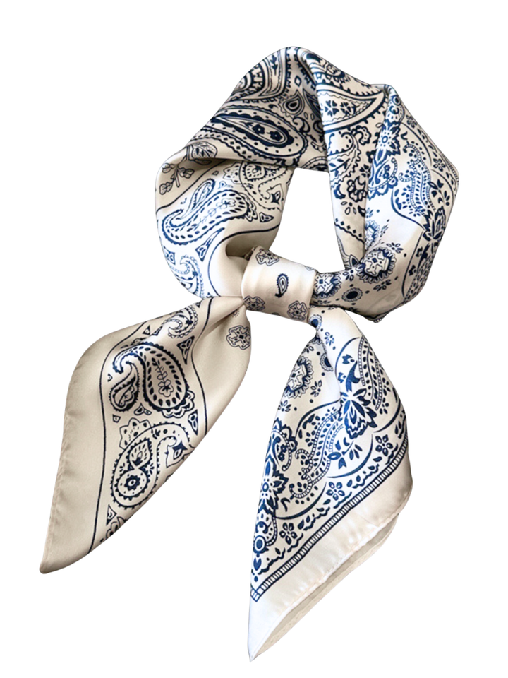 Elegant Paisley Pattern Scarf