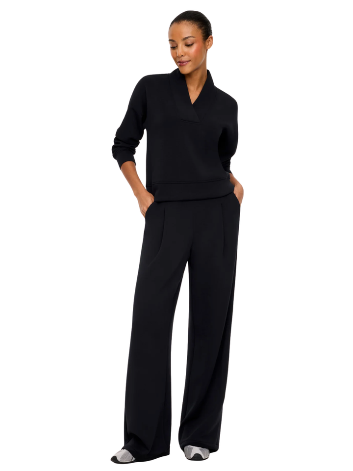 SPANX AirEssentials® V-Neck Long Sleeve Top
