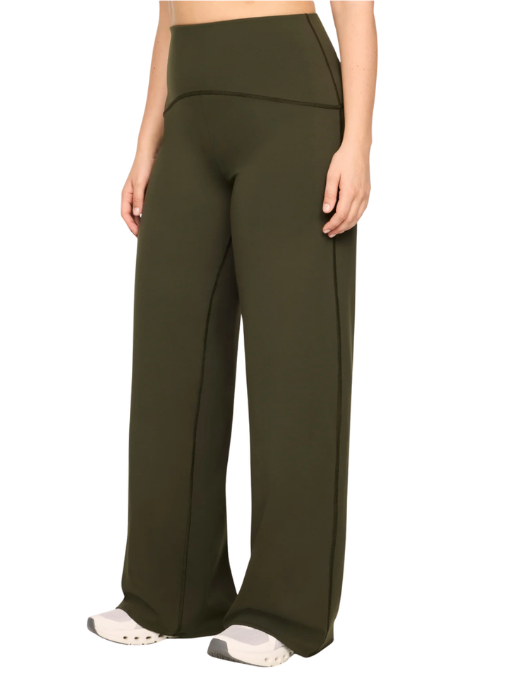SPANXshape® Booty Boost® Wide Leg Pant