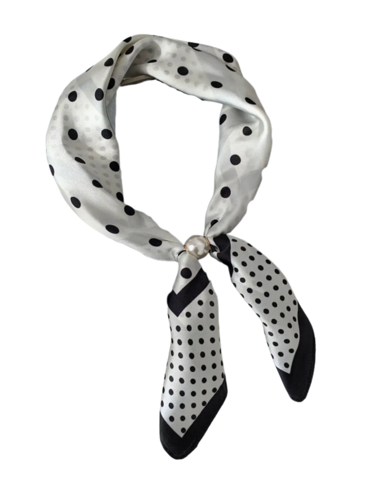 Printed Pearl Magnetic Clasp Scarf