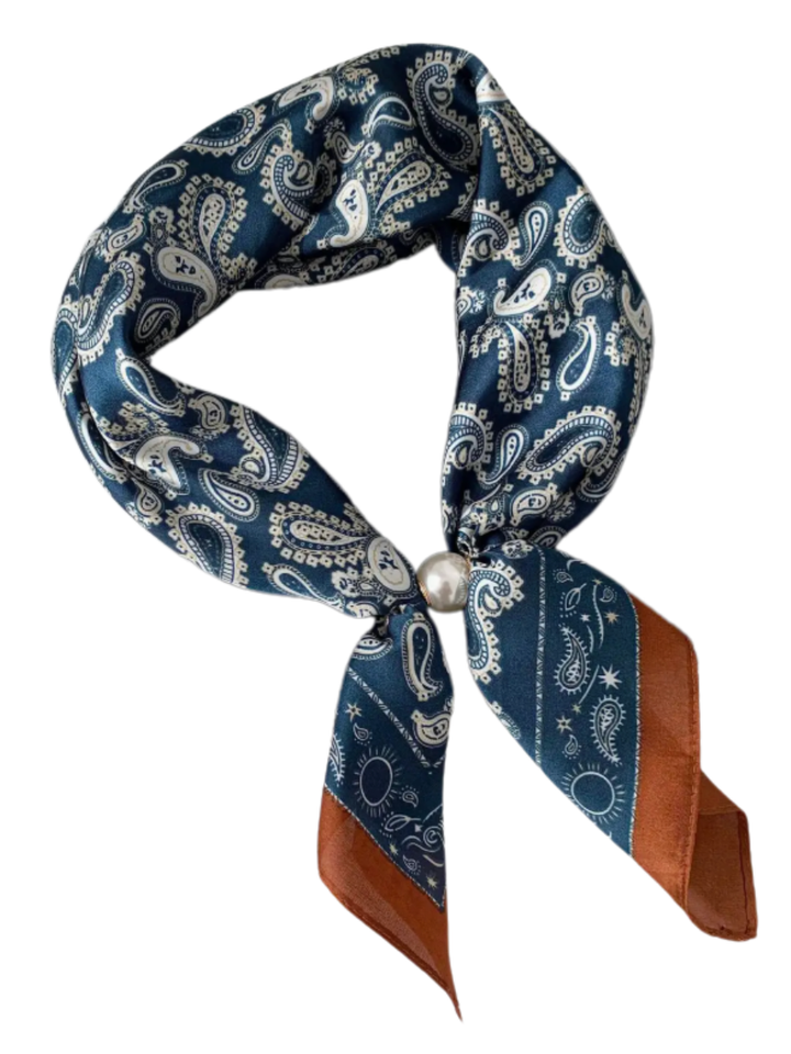 Printed Pearl Magnetic Clasp Scarf