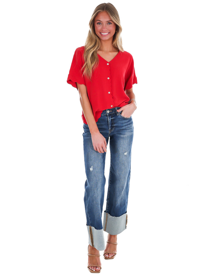 Refined Edge Linen Scallop Button Up Top