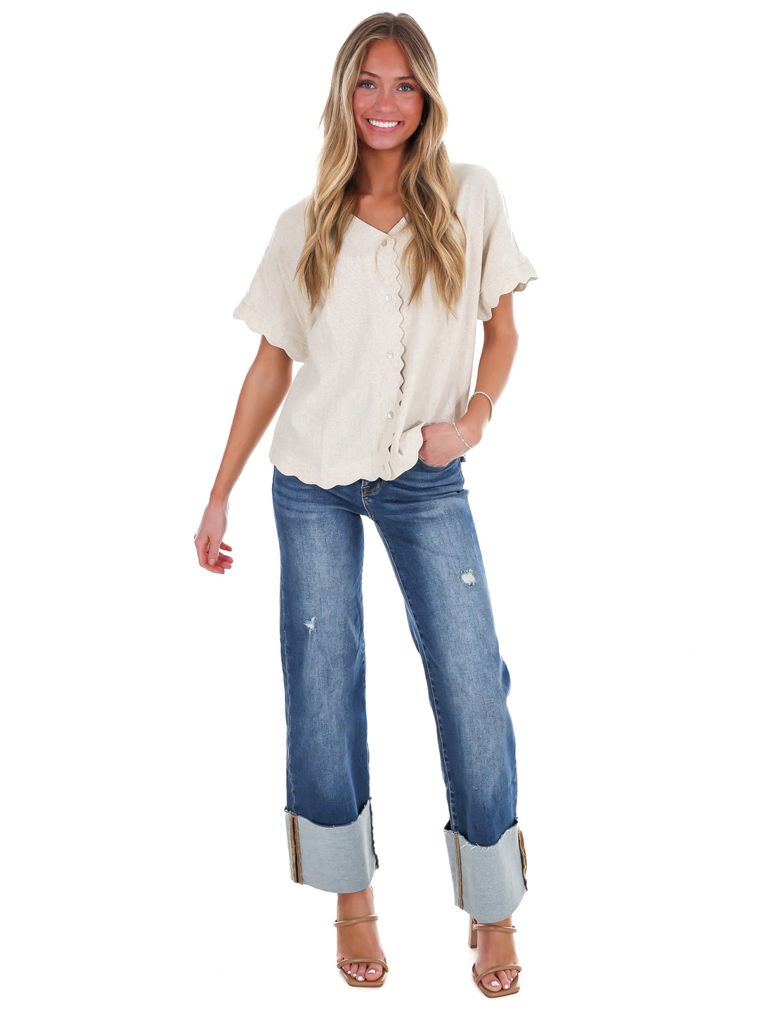 Refined Edge Linen Scallop Button Up Top