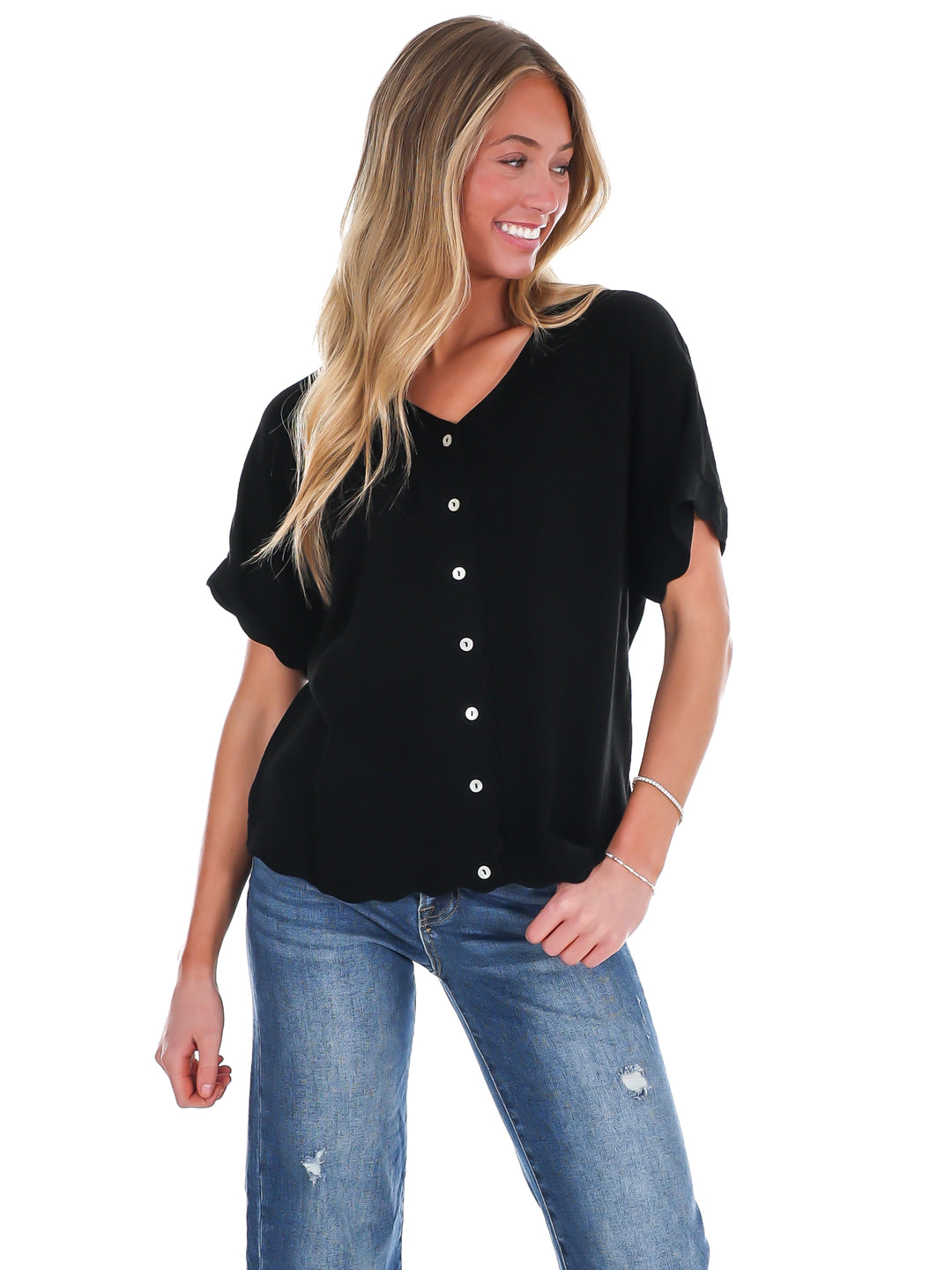 Refined Edge Linen Scallop Button Up Top