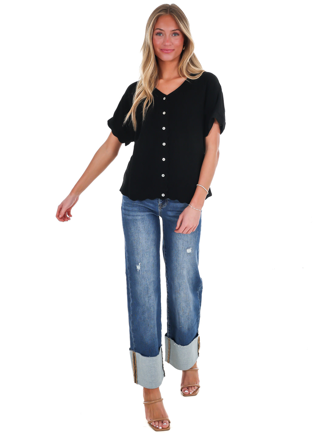 Refined Edge Linen Scallop Button Up Top