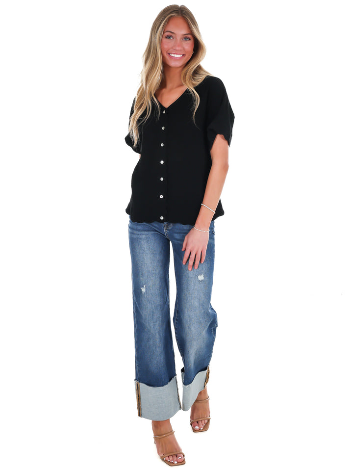 Refined Edge Linen Scallop Button Up Top