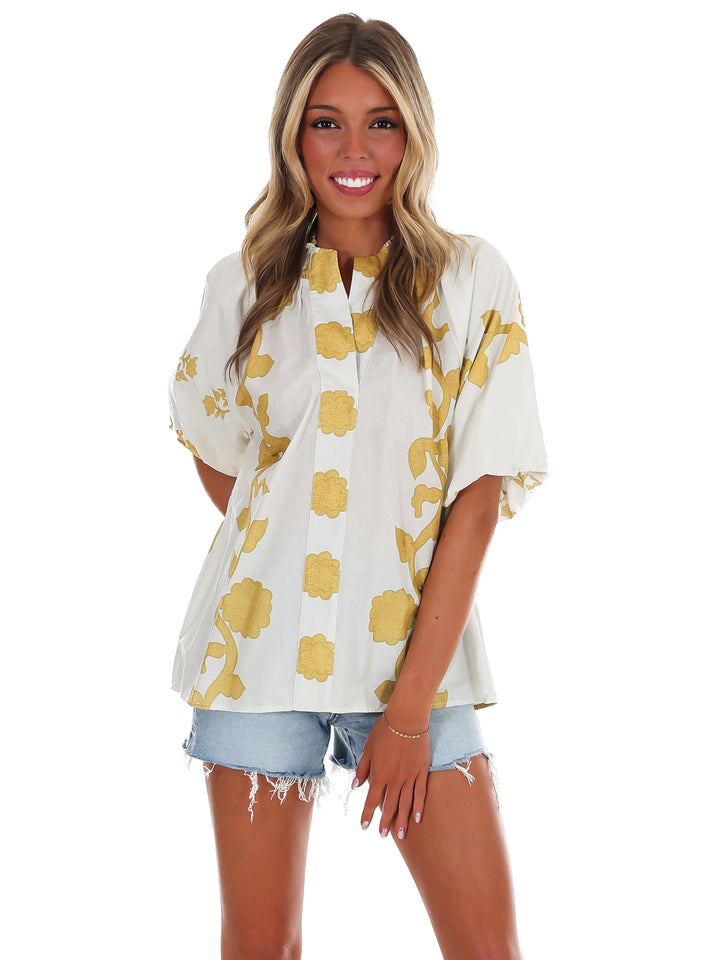 Pretty Detail Collared Top