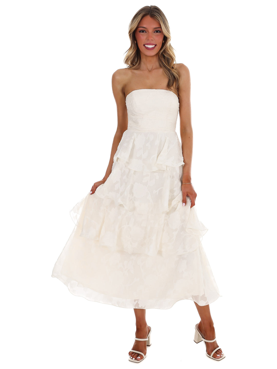 Scenic Style Tiered Maxi Dress