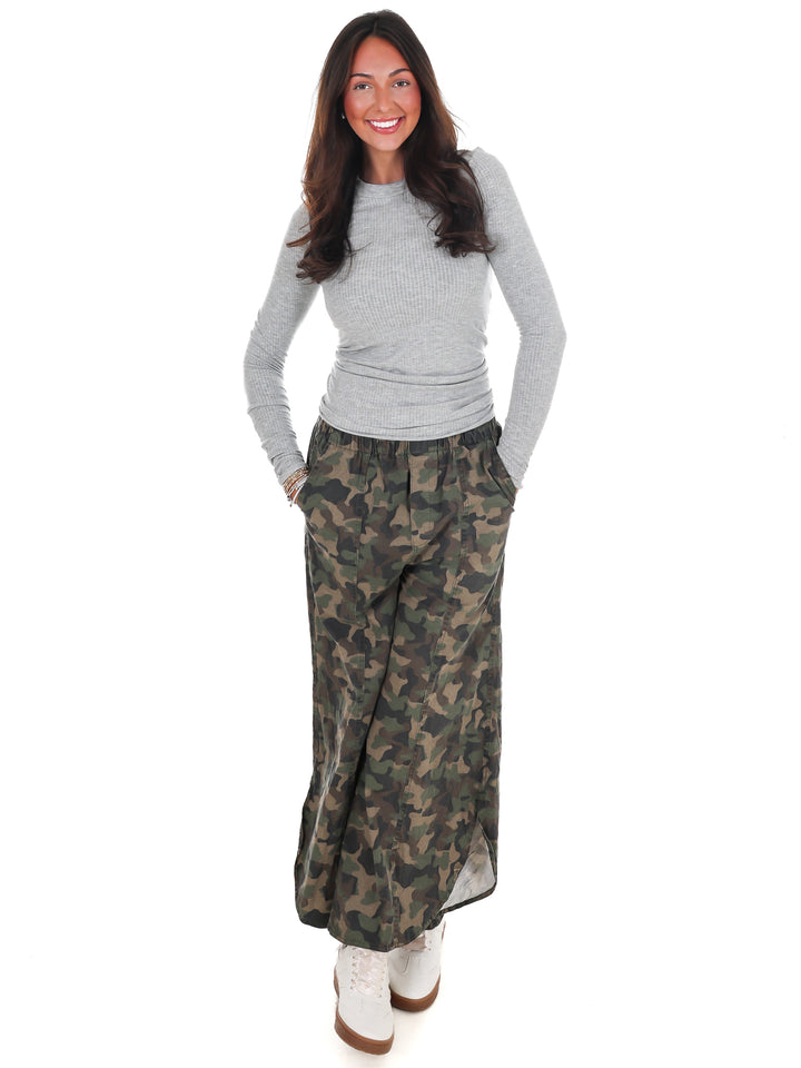 Off the Grid Tulip Camo Pants
