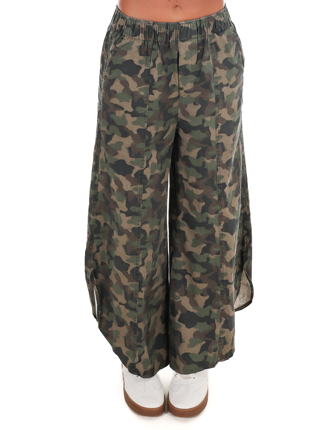 Off the Grid Tulip Camo Pants