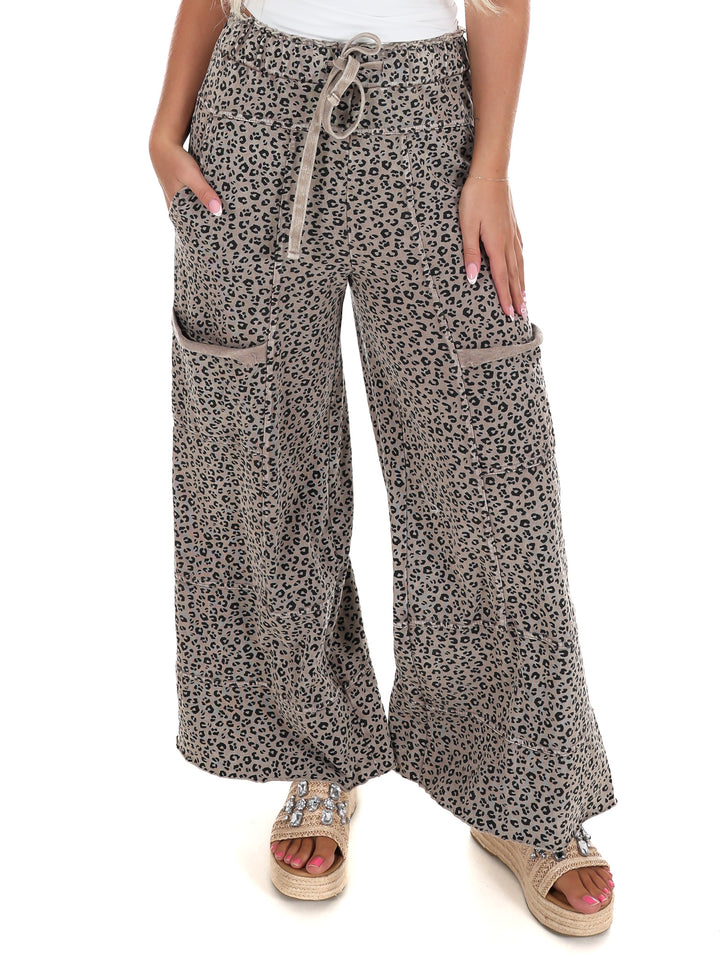 Tearing Up My Heart Leopard Pants