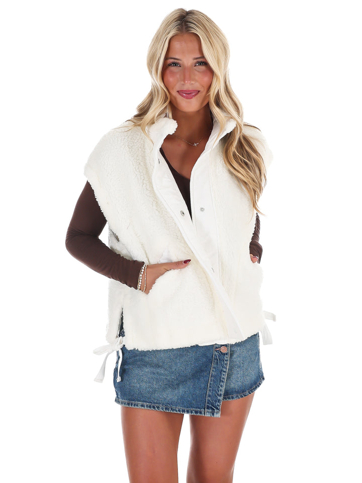 Oversized Fleece Vest Doorbuster