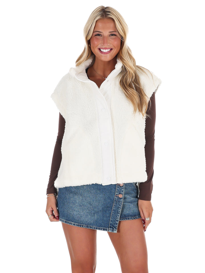 Oversized Fleece Vest Doorbuster