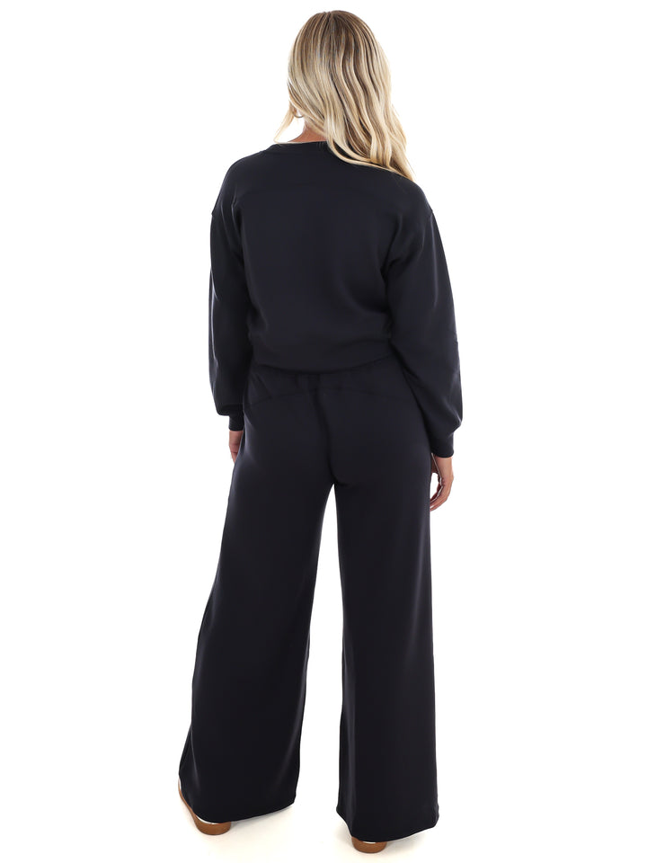 Power T Long Sleeve Crop Top