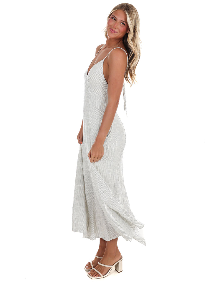 Heaven Passing Through Linen Maxi Dress