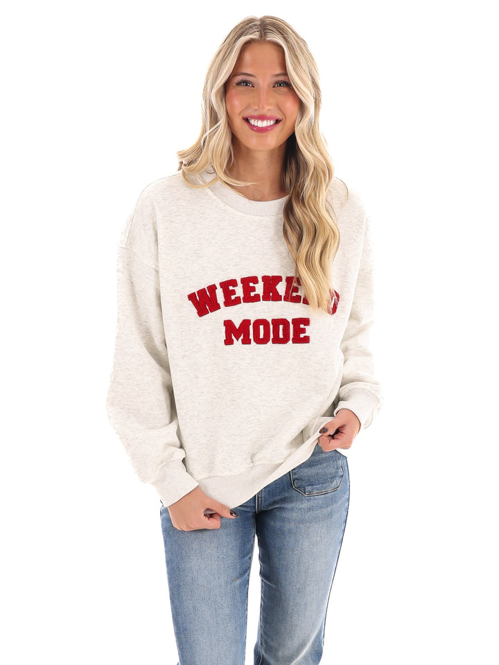 Weekend Mode Fleece Sweatshirt