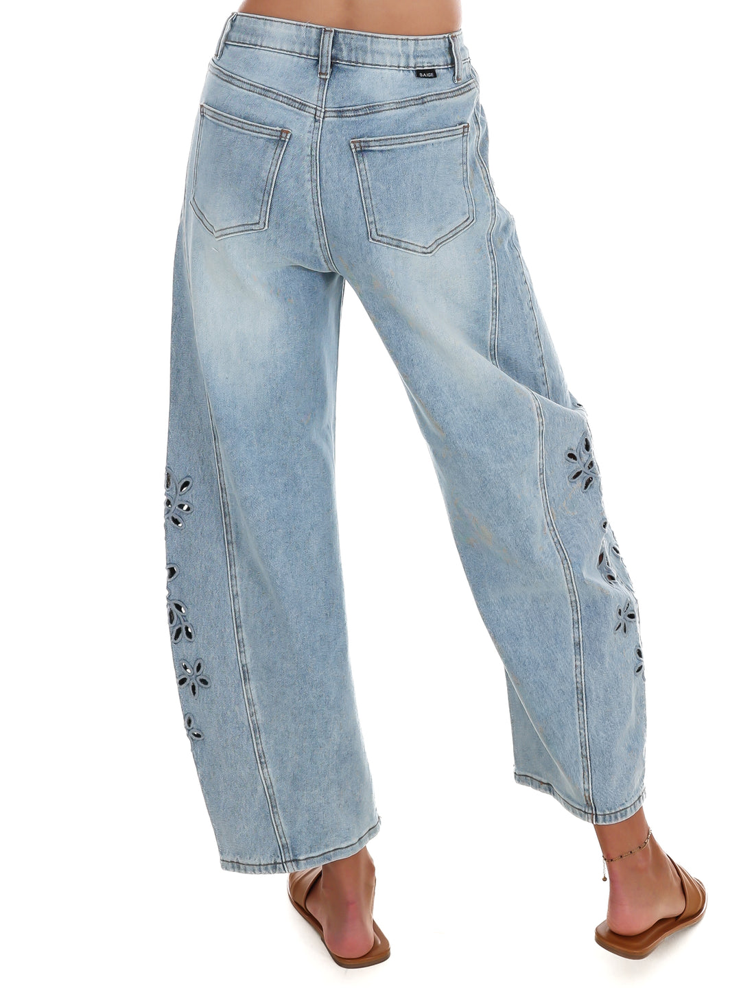 Daisy Drift Embroidered Barrel Jeans