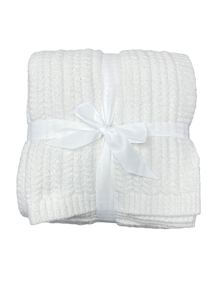 Jumbo Cable Knit Plush Blanket