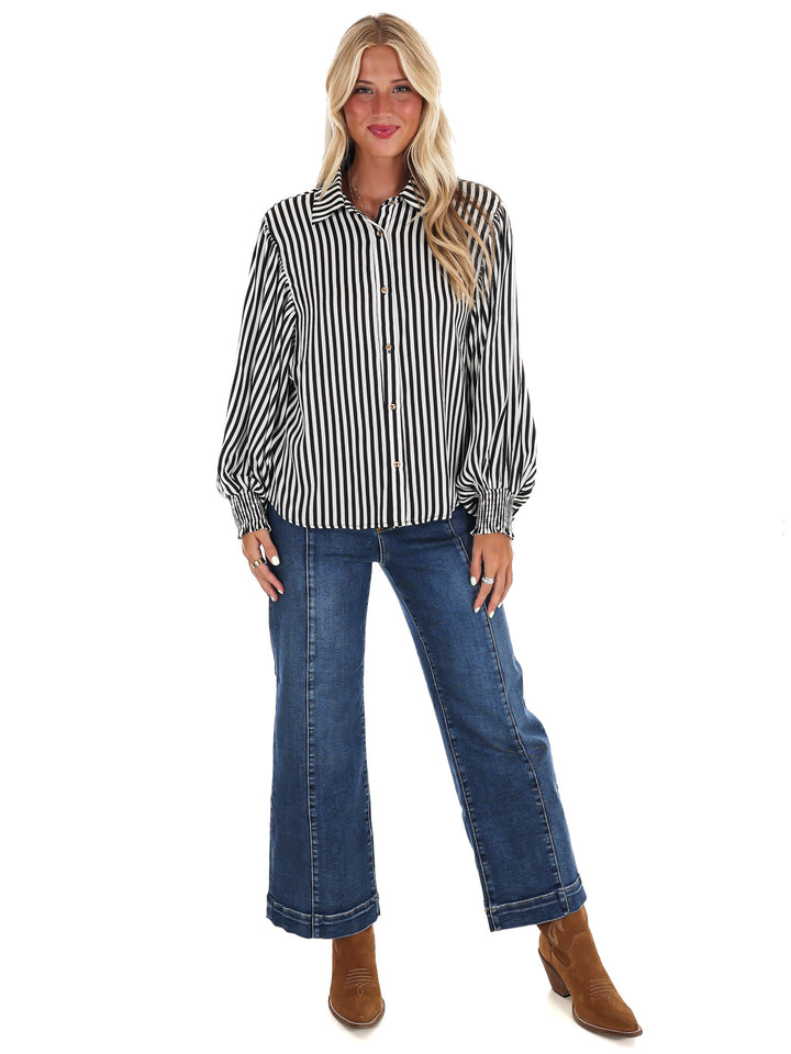 Airy Lines Stripe Top