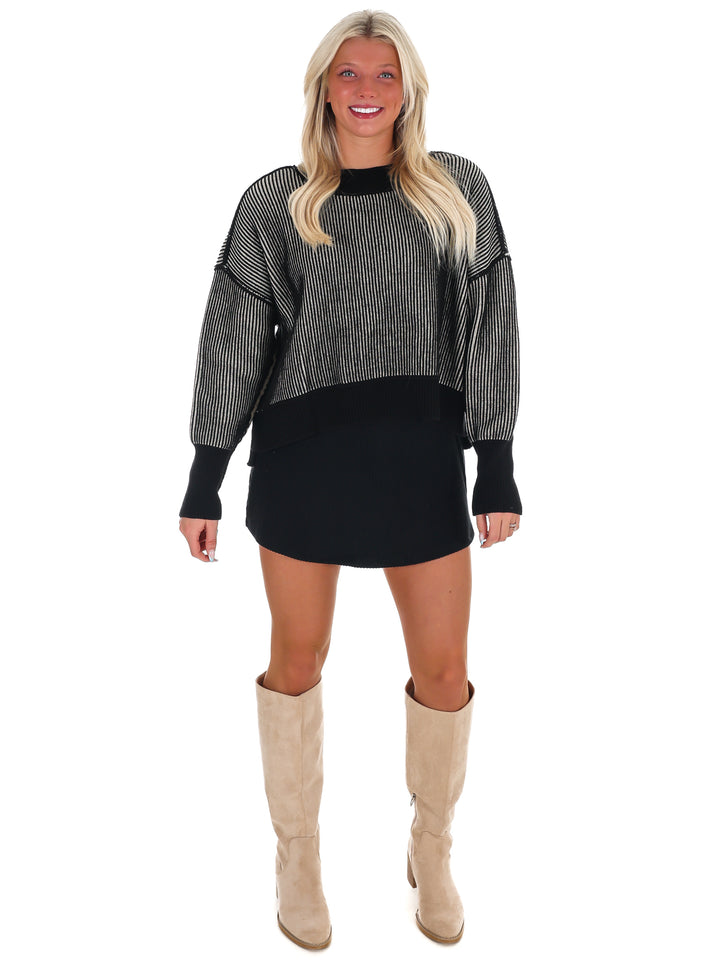 Oversized Two Tone Waist-Length Sweater Doorbuster