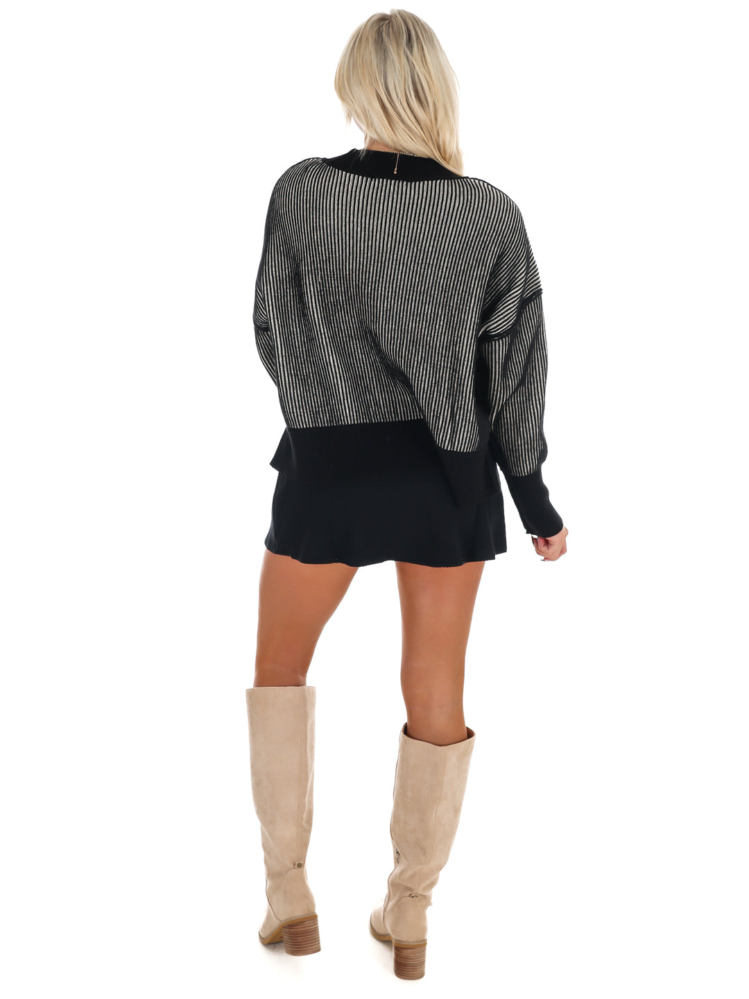 Oversized Two Tone Waist-Length Sweater Doorbuster