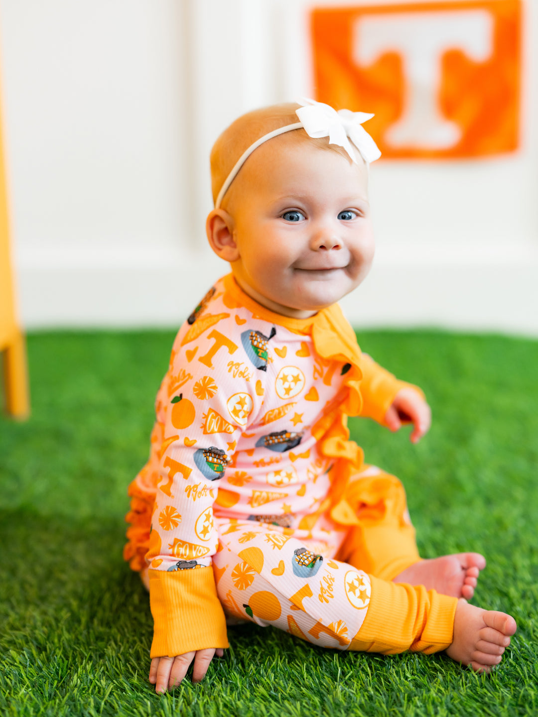 Vols Vibes Ruffle Zippy