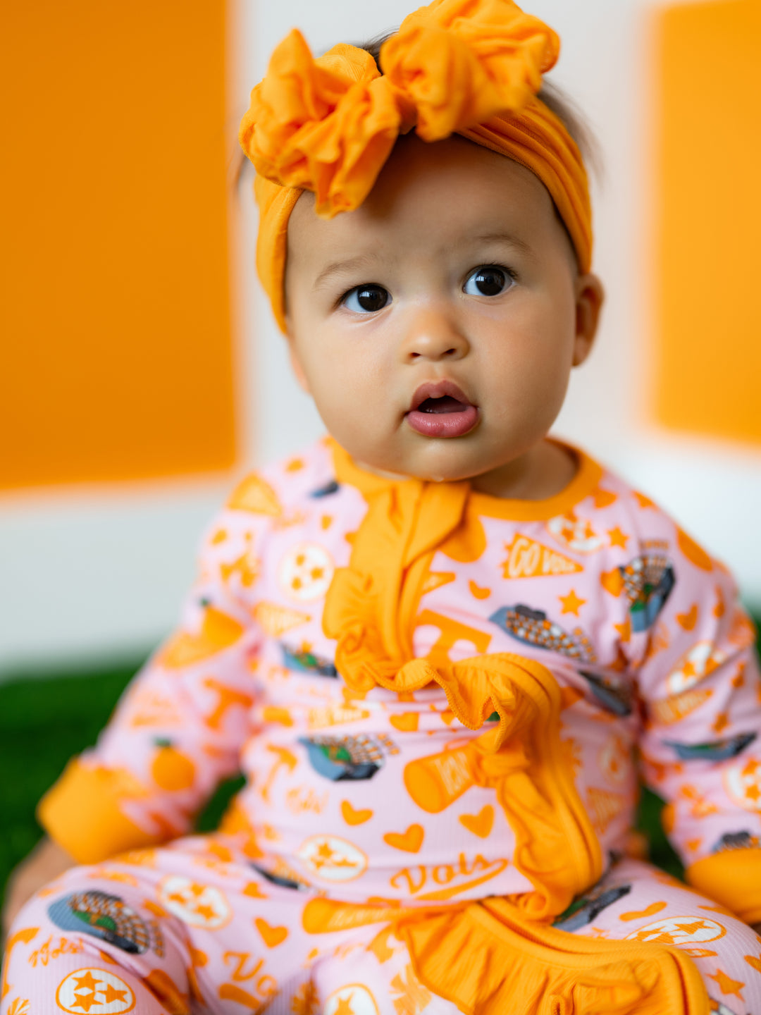 Vols Vibes Ruffle Zippy