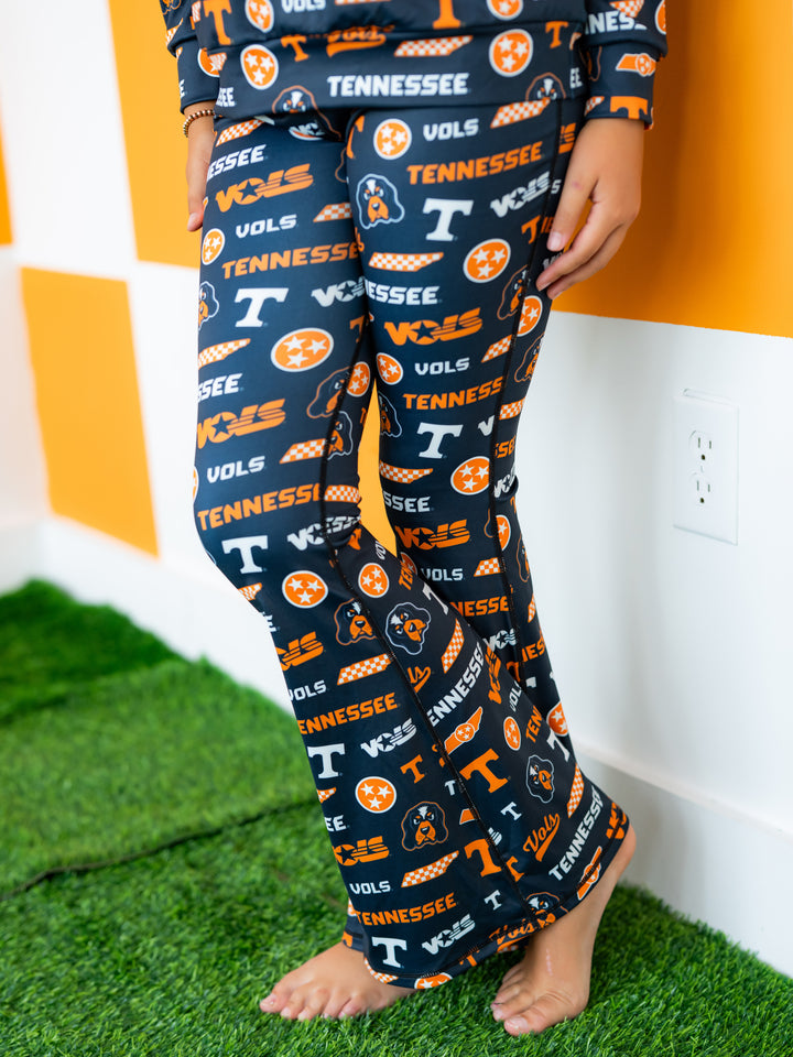 Dark Mode Vols Quarter Zip Flare Pant Set
