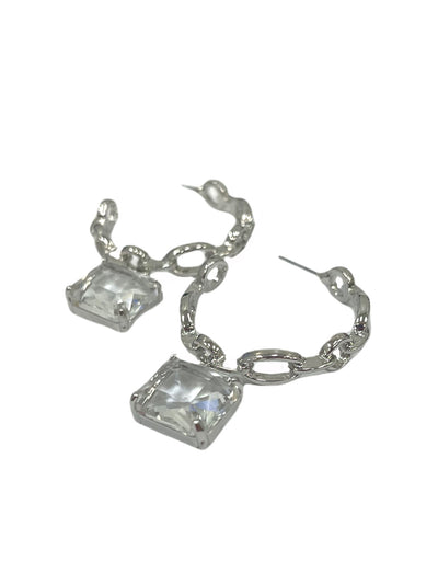 Chainlink Hoop with Square Pendant