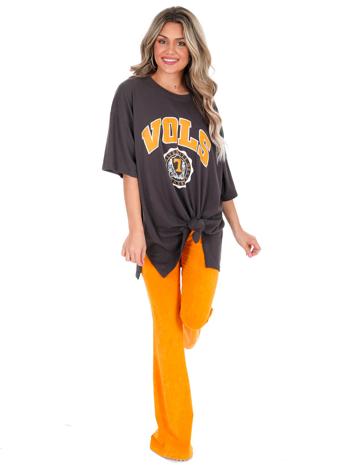 Tennessee Black Winnie Oversized Tee